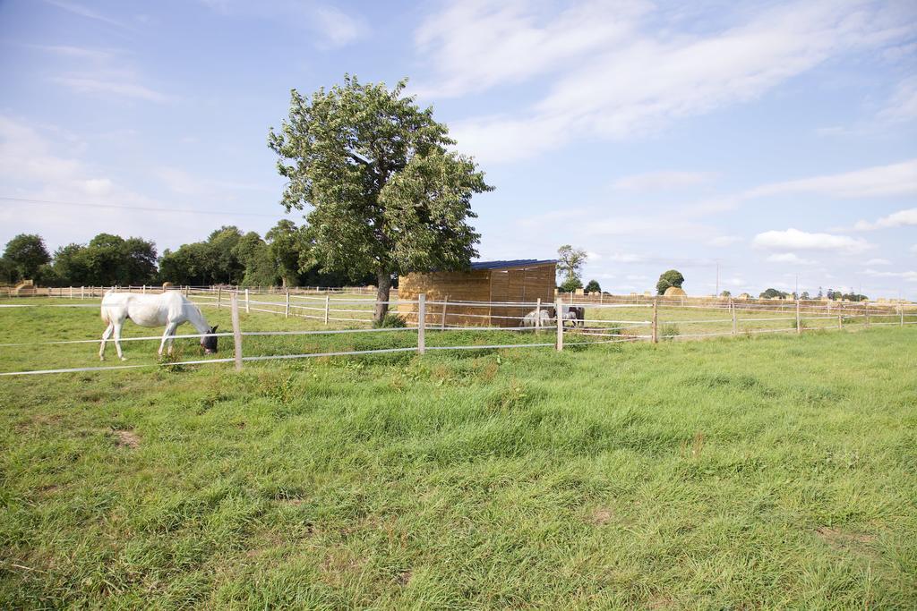 La Petite Chesnee Apartamento Sacey Exterior foto